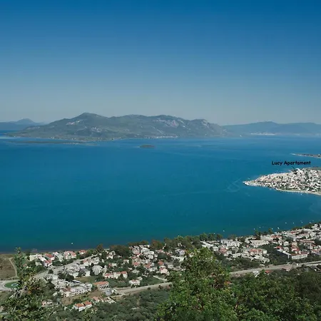 Apartmán Lucy Kamena Vourla